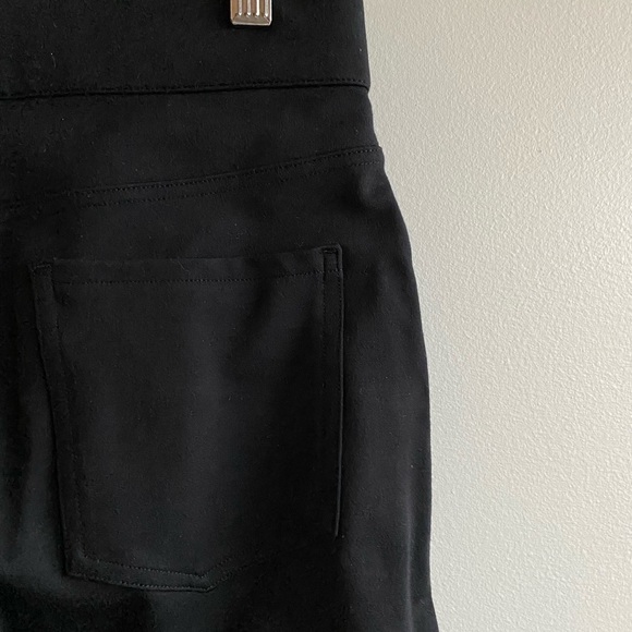 Spanx The Perfect Pant Ankle 4-Pocket in Black - Picture 4 of 6